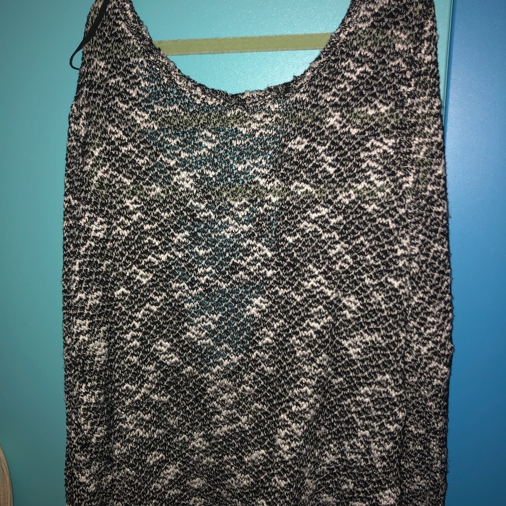 Open-back Black Sweater